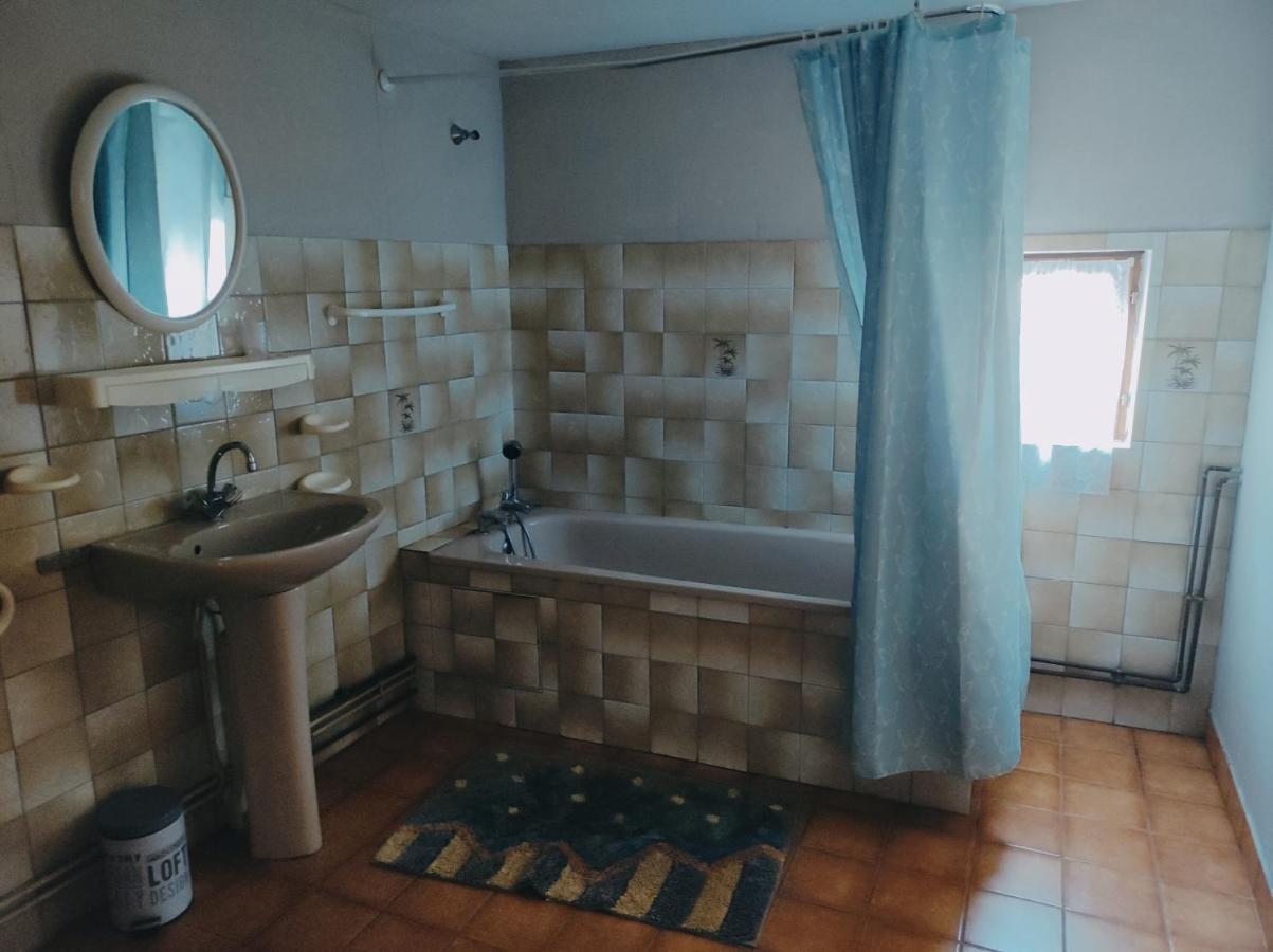 Le Ys Lounge Bar Hotel Badonviller Екстериор снимка